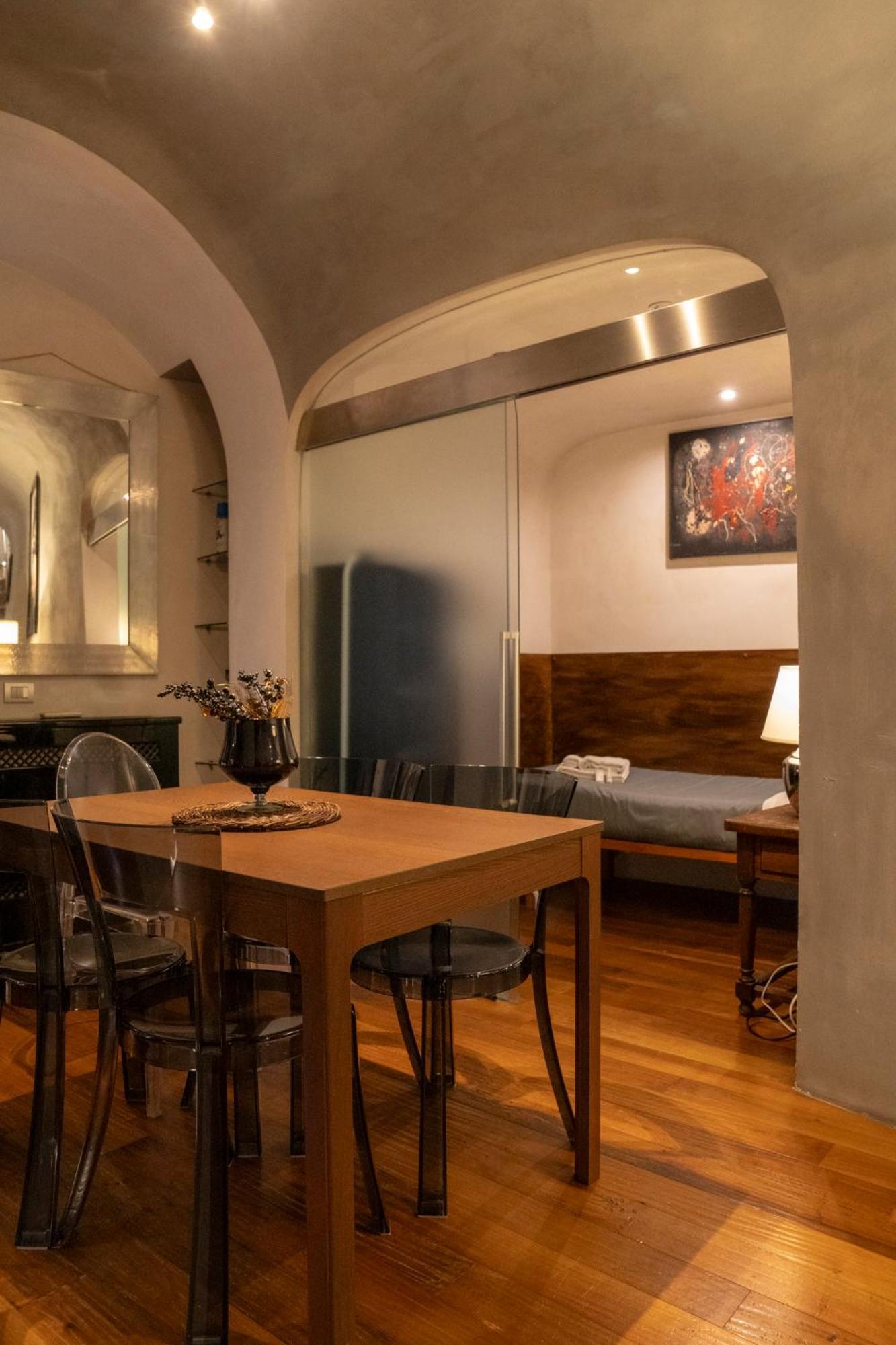 Domus Ciancaleoni - Colosseum - Rione Monti 罗马 外观 照片